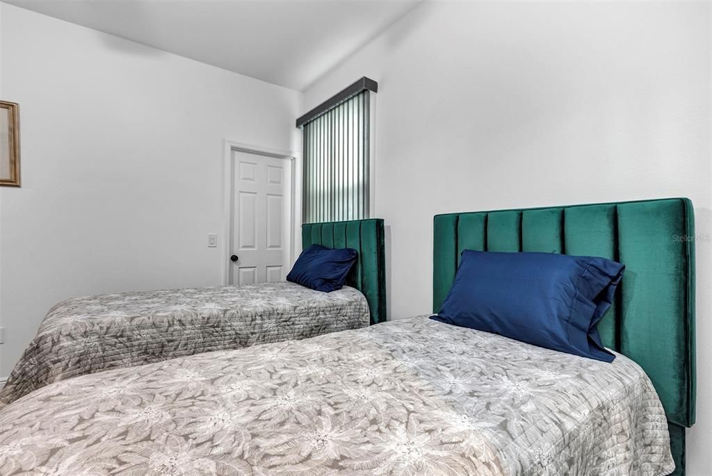 На продажу: $499,000 (4 спален, 3 ванн, 2296 Квадратных фут)