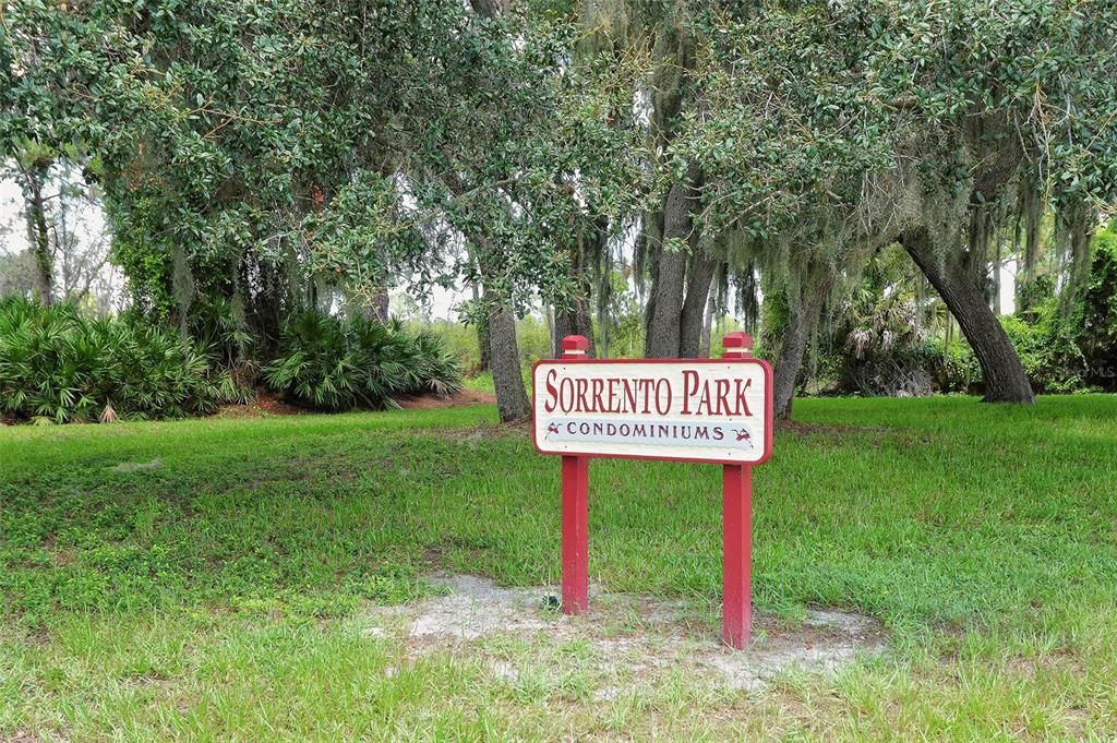 Под контрактом: $190,000 (2 спален, 2 ванн, 1290 Квадратных фут)