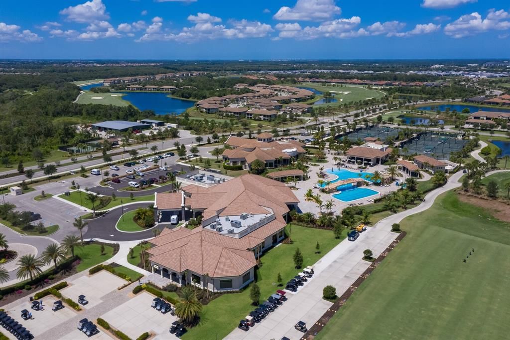 For Sale: $275,000 (2 beds, 2 baths, 1142 Square Feet)