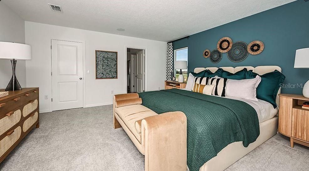 Active With Contract: $325,999 (3 beds, 2 baths, 1853 Square Feet)