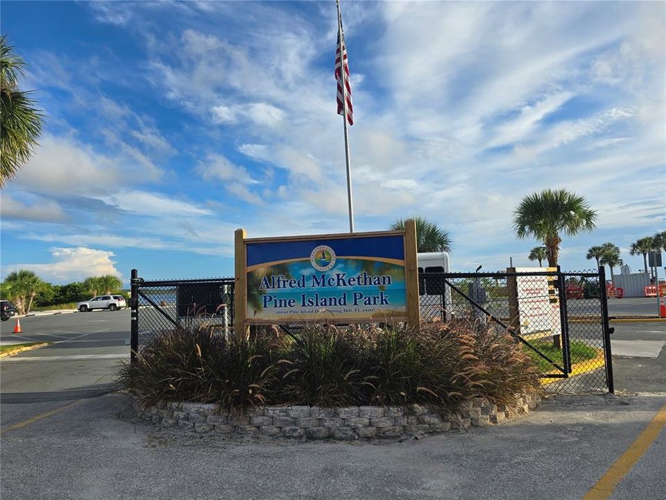 Active With Contract: $209,900 (3 beds, 2 baths, 1657 Square Feet)