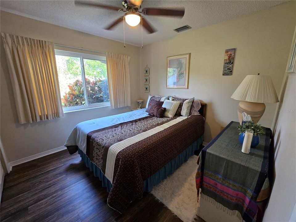 Active With Contract: $209,900 (3 beds, 2 baths, 1657 Square Feet)