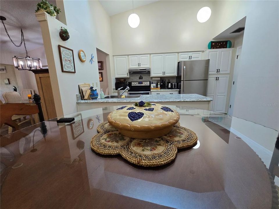 Active With Contract: $209,900 (3 beds, 2 baths, 1657 Square Feet)