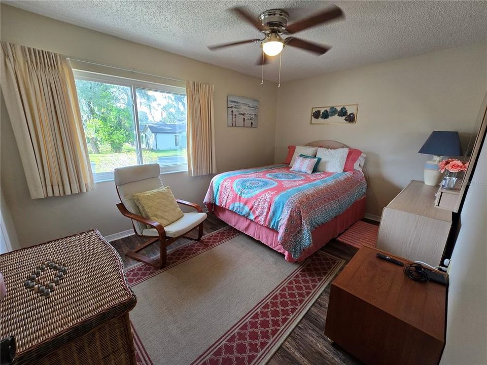 Active With Contract: $209,900 (3 beds, 2 baths, 1657 Square Feet)