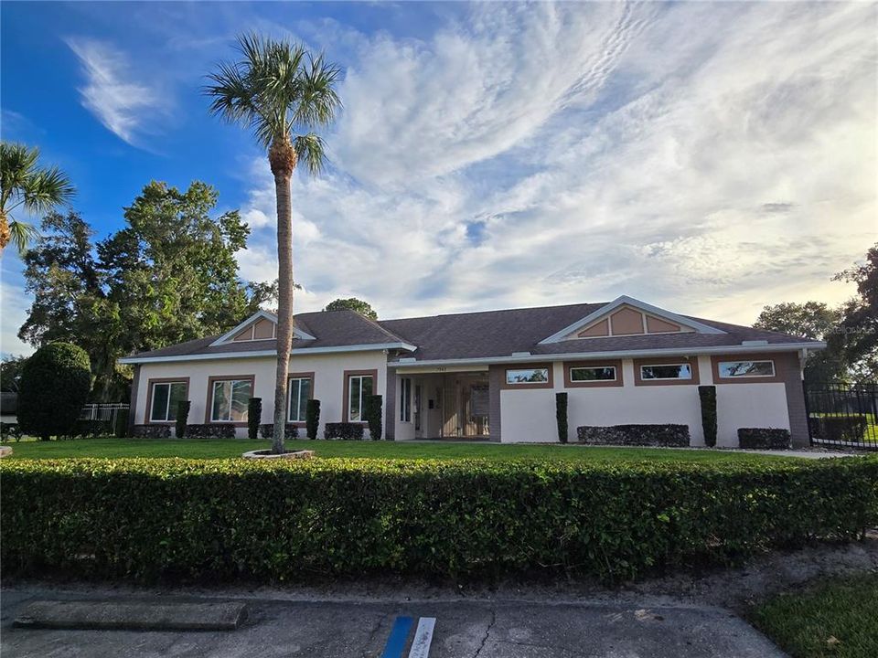 Active With Contract: $209,900 (3 beds, 2 baths, 1657 Square Feet)