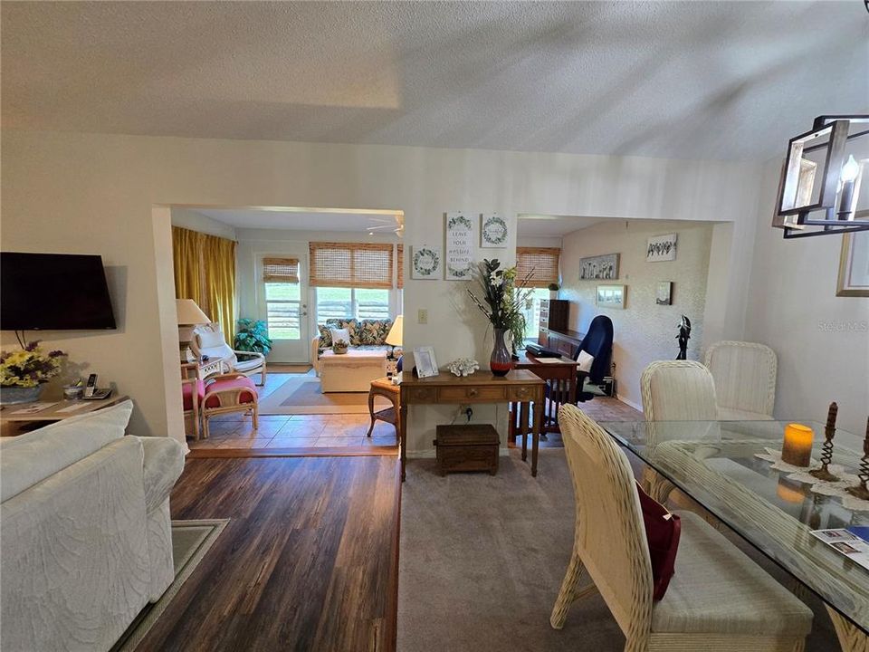 Active With Contract: $209,900 (3 beds, 2 baths, 1657 Square Feet)