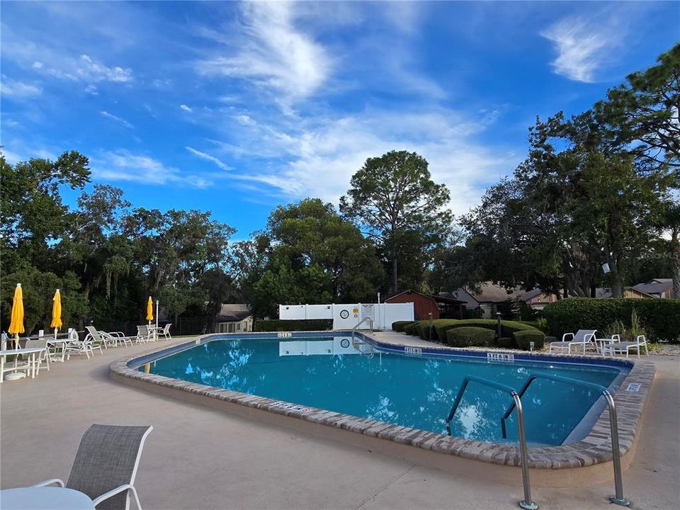 Active With Contract: $209,900 (3 beds, 2 baths, 1657 Square Feet)