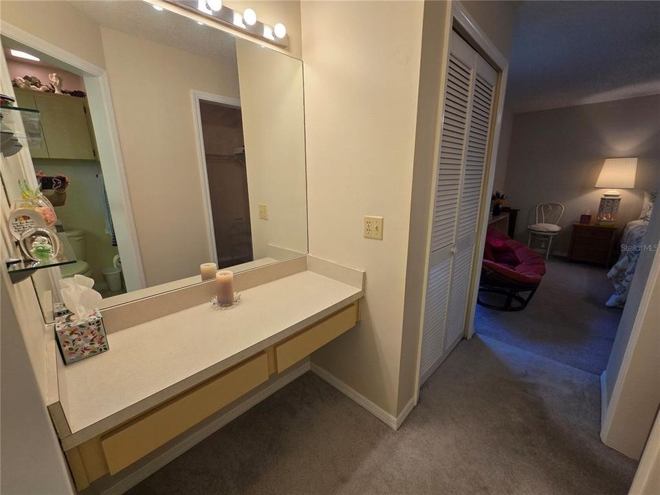 Active With Contract: $209,900 (3 beds, 2 baths, 1657 Square Feet)