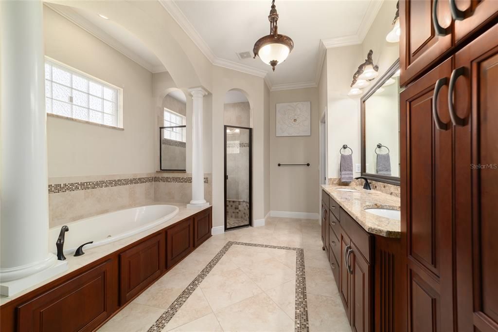 For Sale: $809,900 (4 beds, 3 baths, 2909 Square Feet)