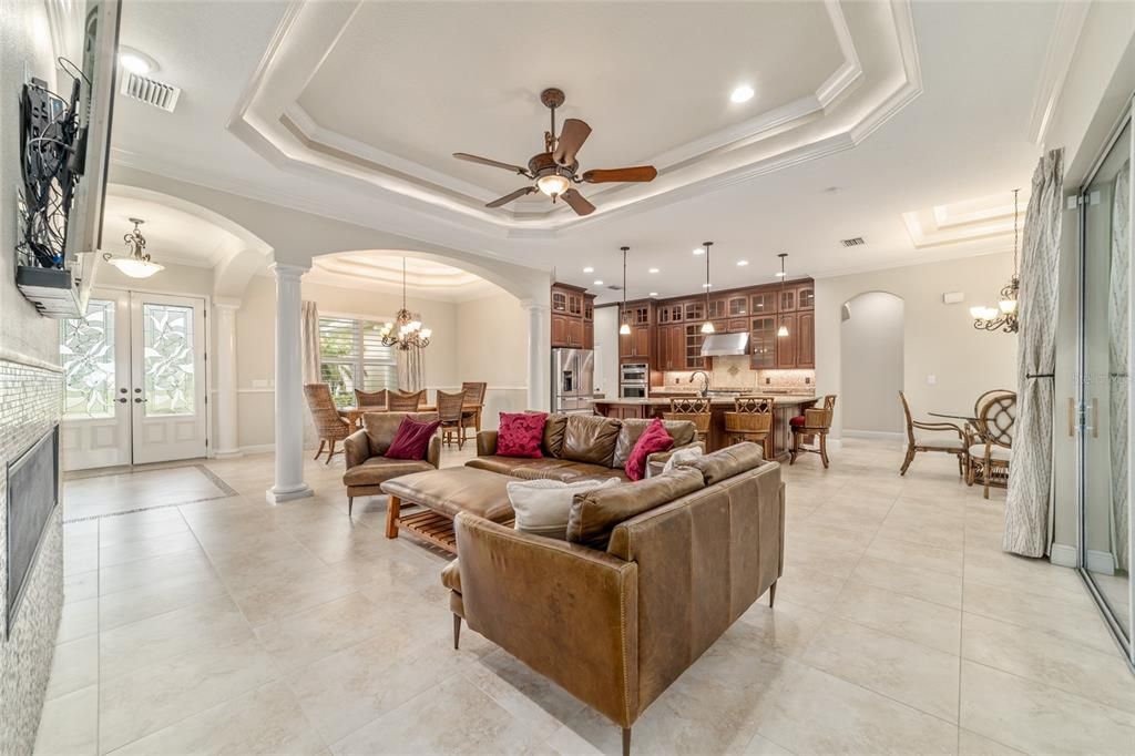 For Sale: $809,900 (4 beds, 3 baths, 2909 Square Feet)