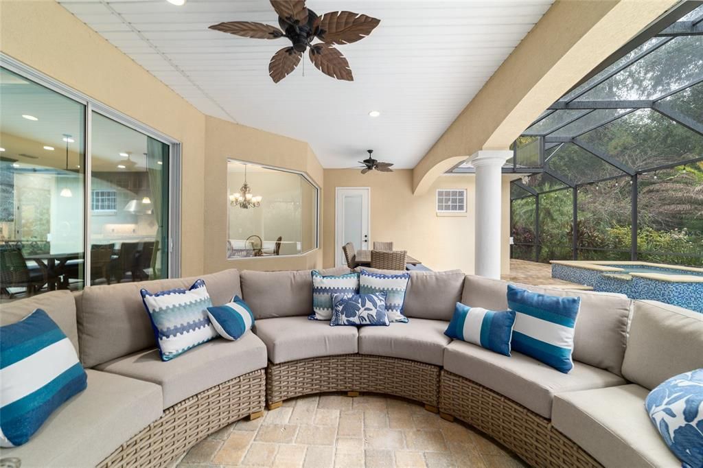 For Sale: $809,900 (4 beds, 3 baths, 2909 Square Feet)