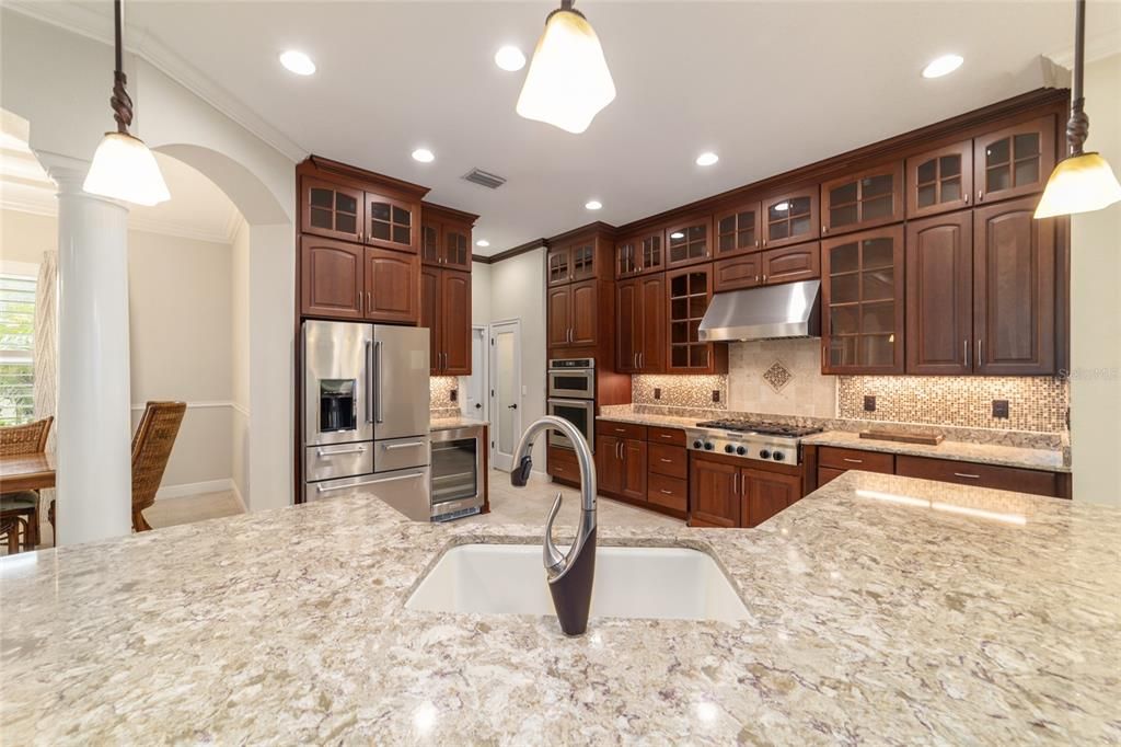 For Sale: $809,900 (4 beds, 3 baths, 2909 Square Feet)