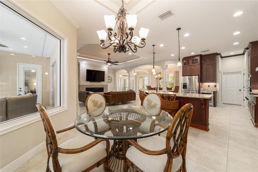 For Sale: $809,900 (4 beds, 3 baths, 2909 Square Feet)