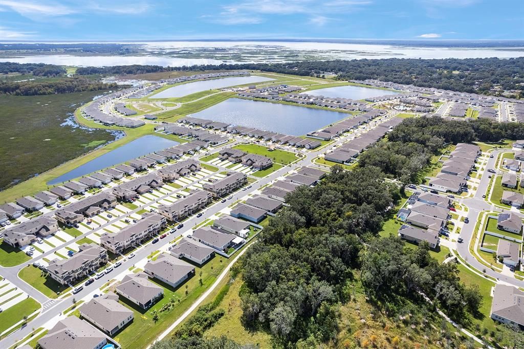 En Venta: $550,000 (4 camas, 3 baños, 2851 Pies cuadrados)