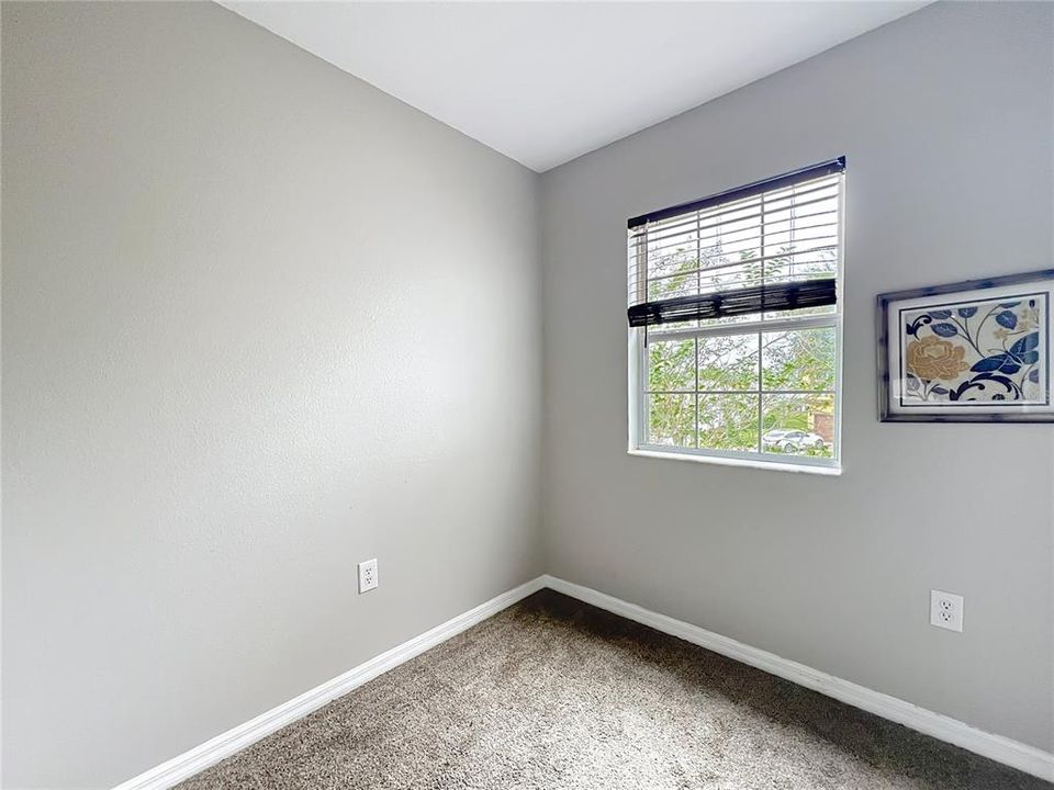 Active With Contract: $230,000 (3 beds, 2 baths, 1542 Square Feet)