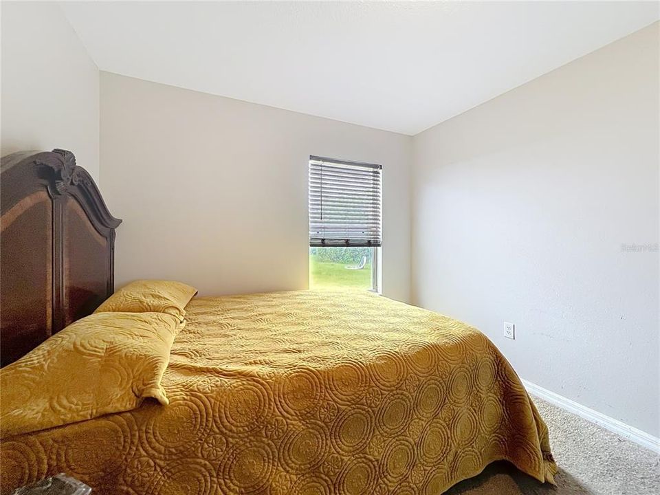 Active With Contract: $230,000 (3 beds, 2 baths, 1542 Square Feet)