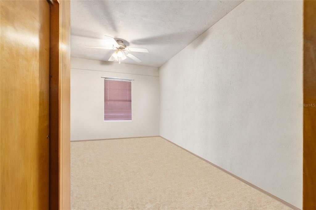 На продажу: $235,000 (3 спален, 2 ванн, 1421 Квадратных фут)