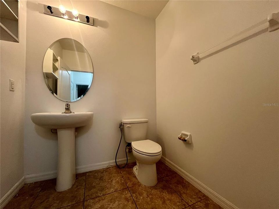 出租: $2,200 (3 贝兹, 2 浴室, 1805 平方英尺)