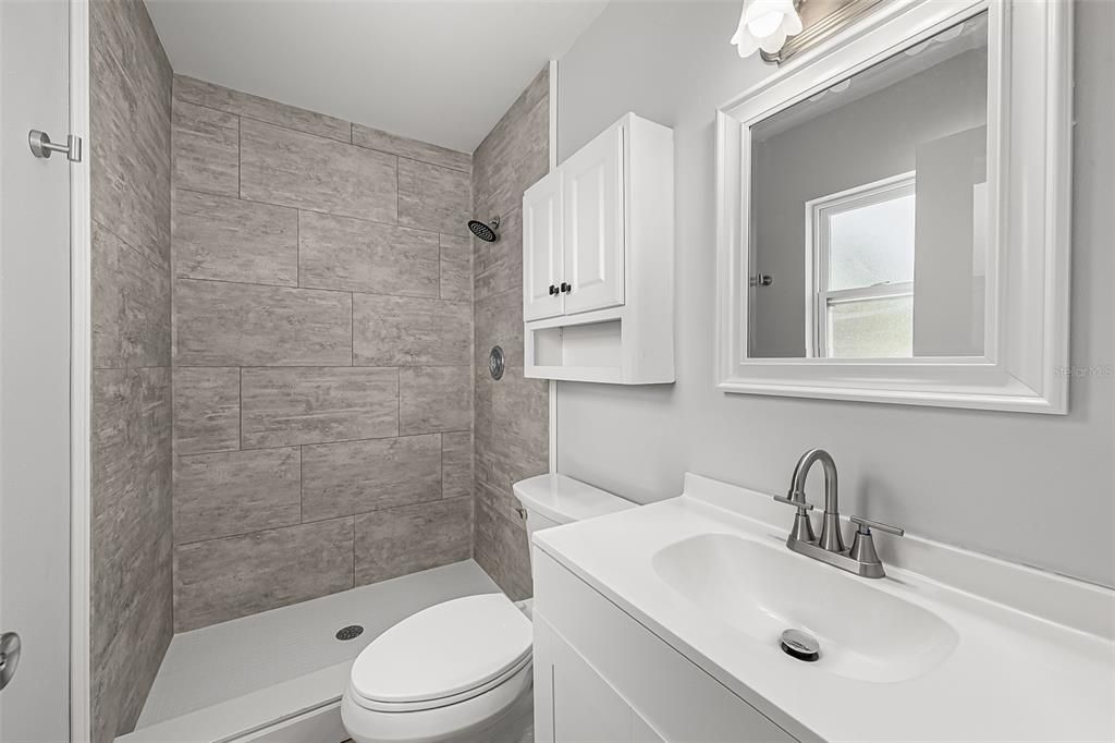 Active With Contract: $225,000 (3 beds, 2 baths, 1170 Square Feet)