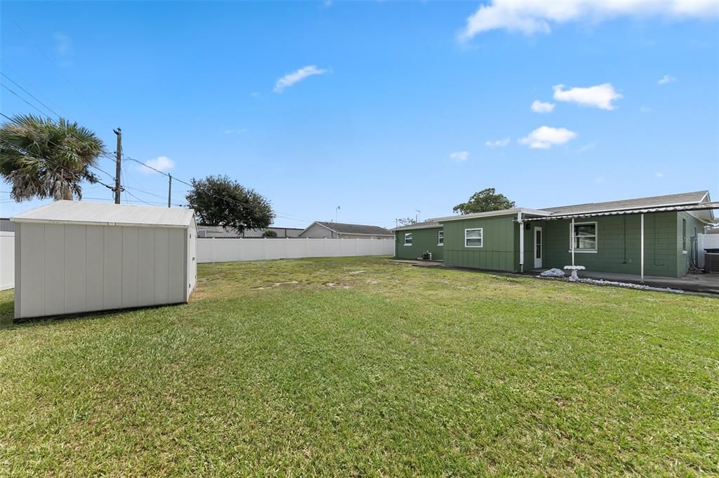 Active With Contract: $225,000 (3 beds, 2 baths, 1170 Square Feet)