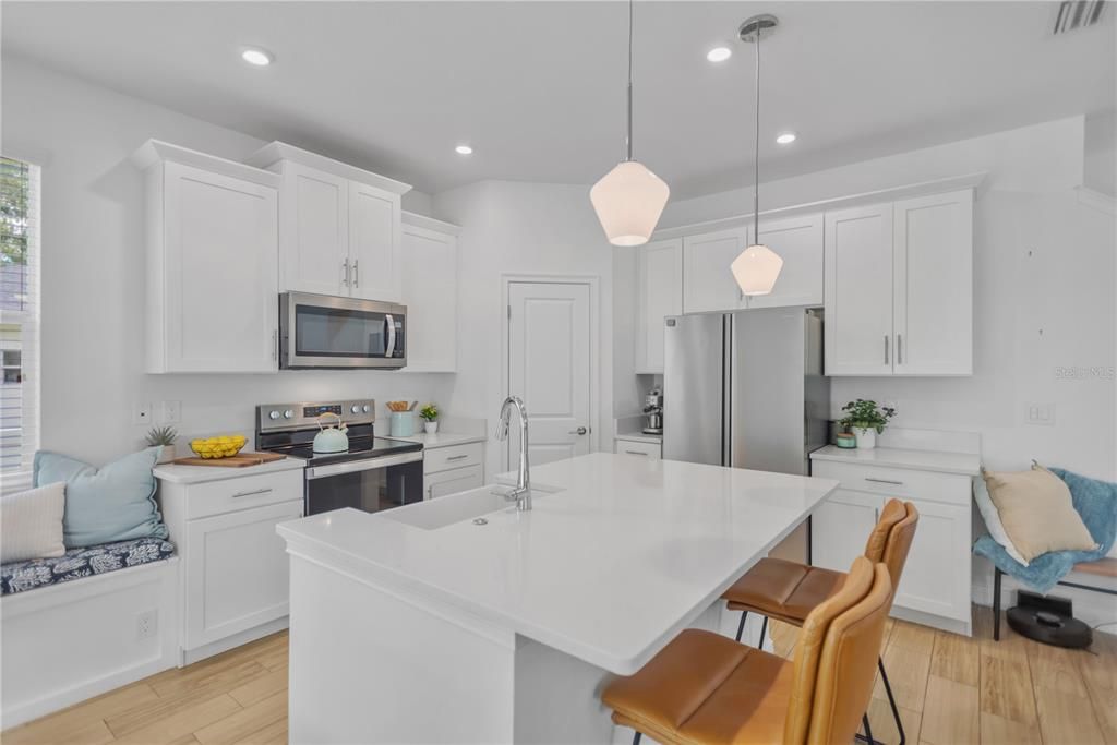 Active With Contract: $549,900 (4 beds, 2 baths, 1868 Square Feet)