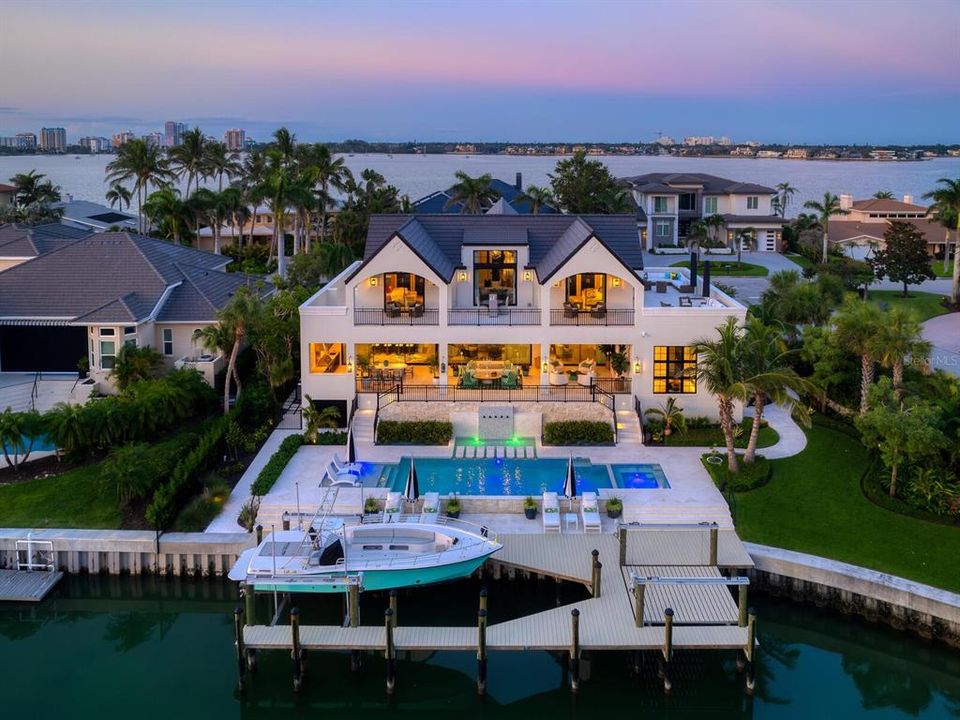 For Sale: $13,700,000 (4 beds, 5 baths, 6880 Square Feet)