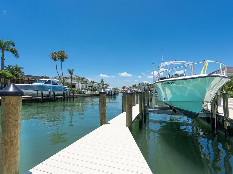 For Sale: $13,700,000 (4 beds, 5 baths, 6880 Square Feet)