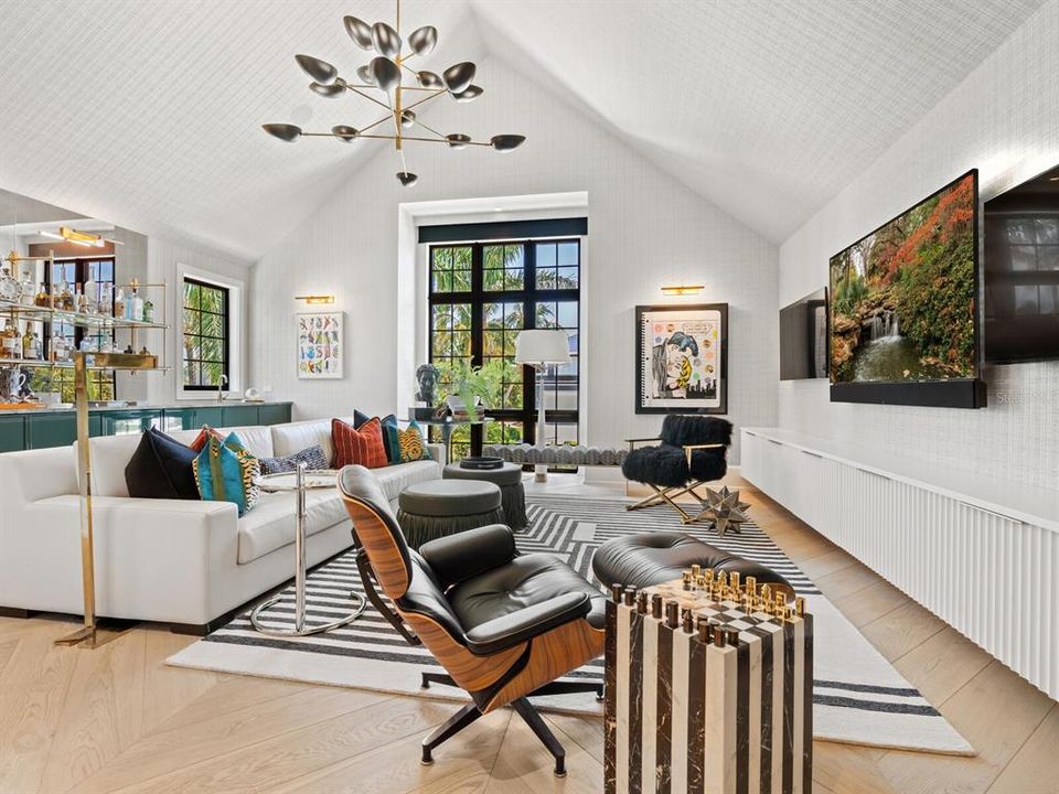 For Sale: $13,700,000 (4 beds, 5 baths, 6880 Square Feet)