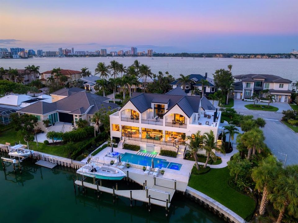 For Sale: $13,700,000 (4 beds, 5 baths, 6880 Square Feet)