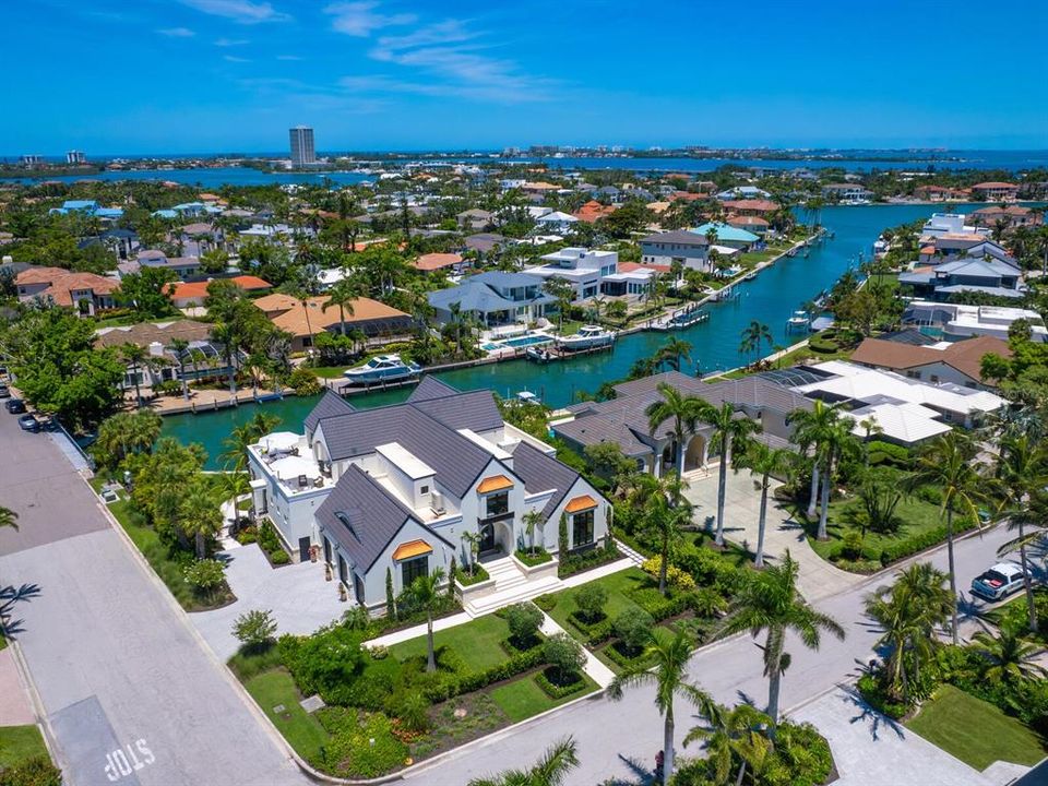 For Sale: $13,700,000 (4 beds, 5 baths, 6880 Square Feet)