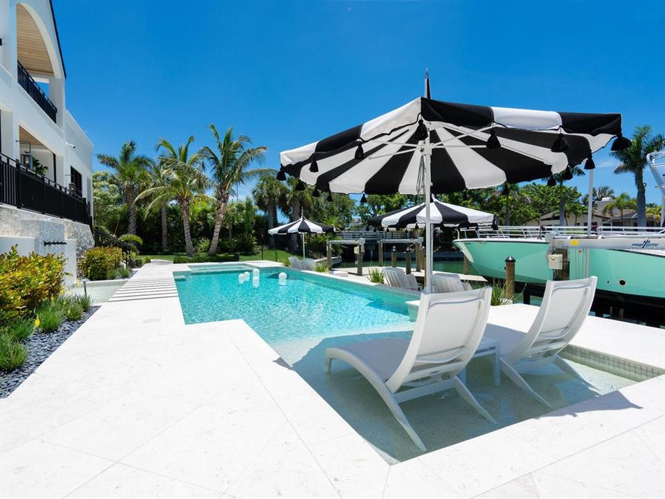 For Sale: $13,700,000 (4 beds, 5 baths, 6880 Square Feet)