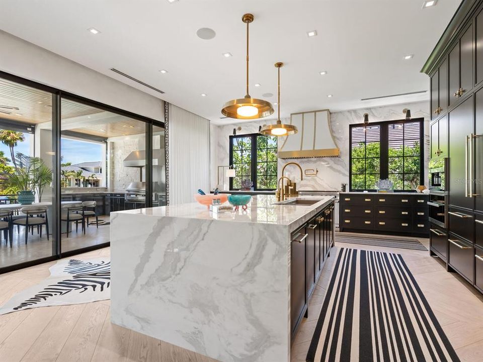 For Sale: $13,700,000 (4 beds, 5 baths, 6880 Square Feet)