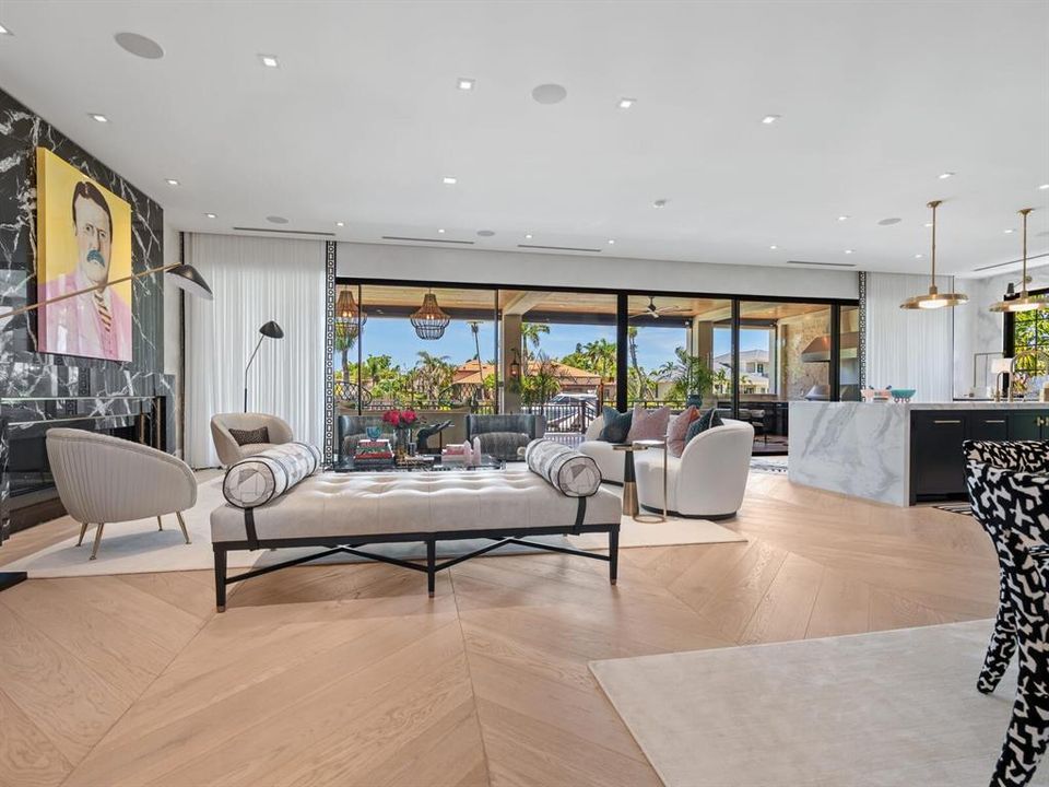 For Sale: $13,700,000 (4 beds, 5 baths, 6880 Square Feet)