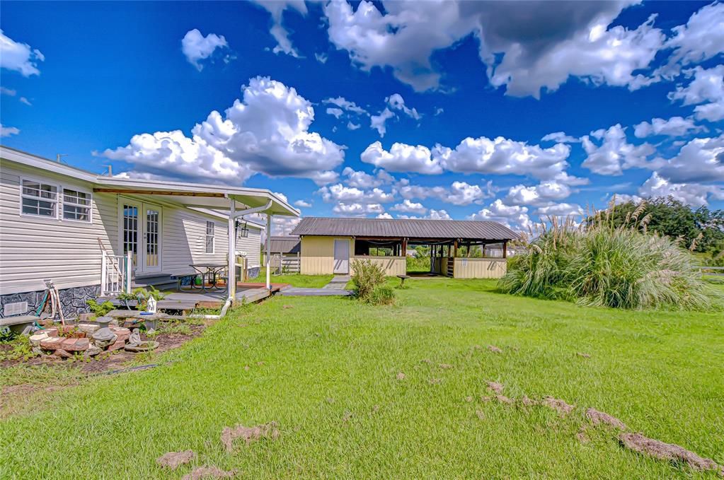 For Sale: $365,000 (3 beds, 2 baths, 1836 Square Feet)