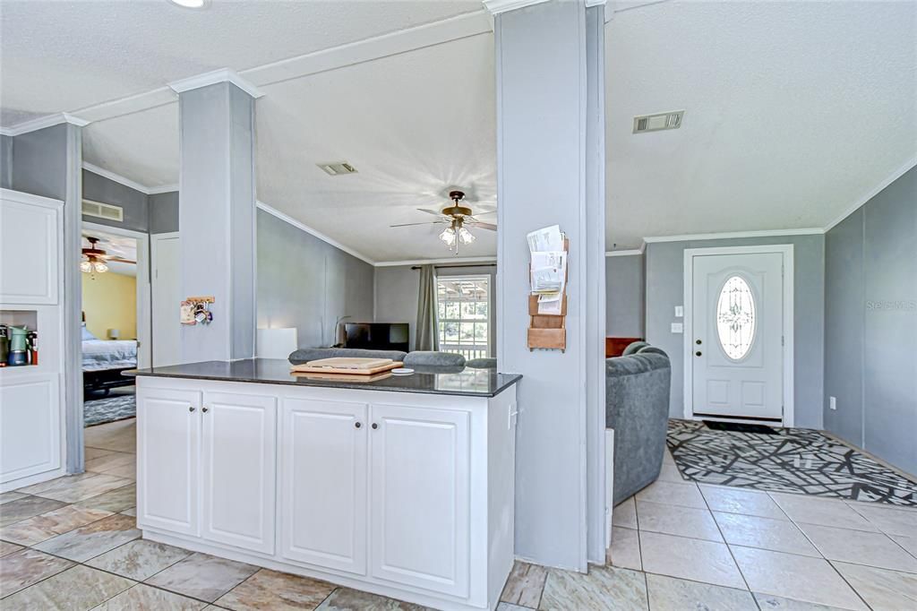 For Sale: $365,000 (3 beds, 2 baths, 1836 Square Feet)