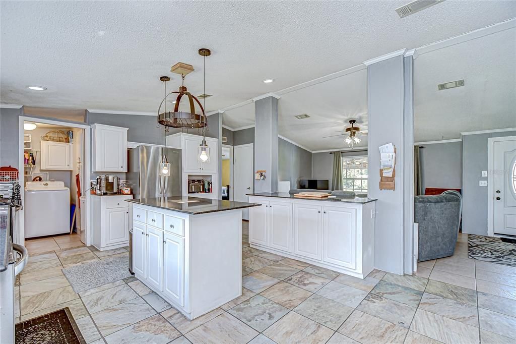 For Sale: $365,000 (3 beds, 2 baths, 1836 Square Feet)