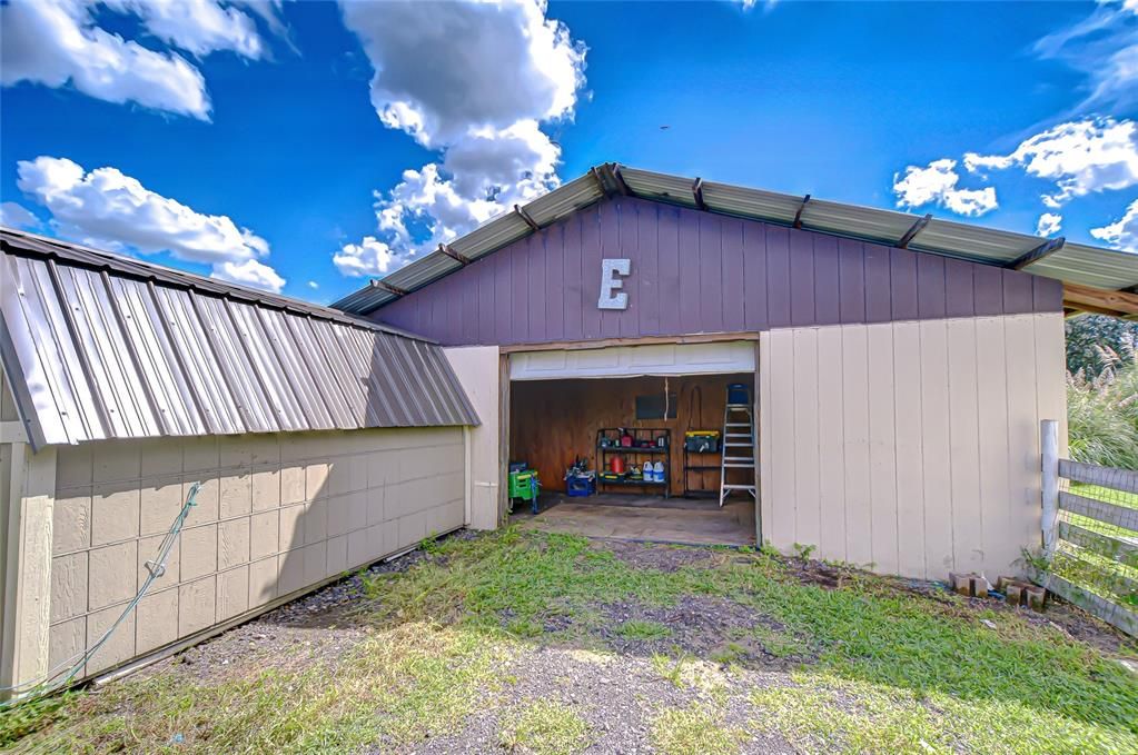 For Sale: $365,000 (3 beds, 2 baths, 1836 Square Feet)