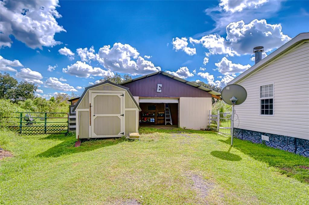 For Sale: $365,000 (3 beds, 2 baths, 1836 Square Feet)