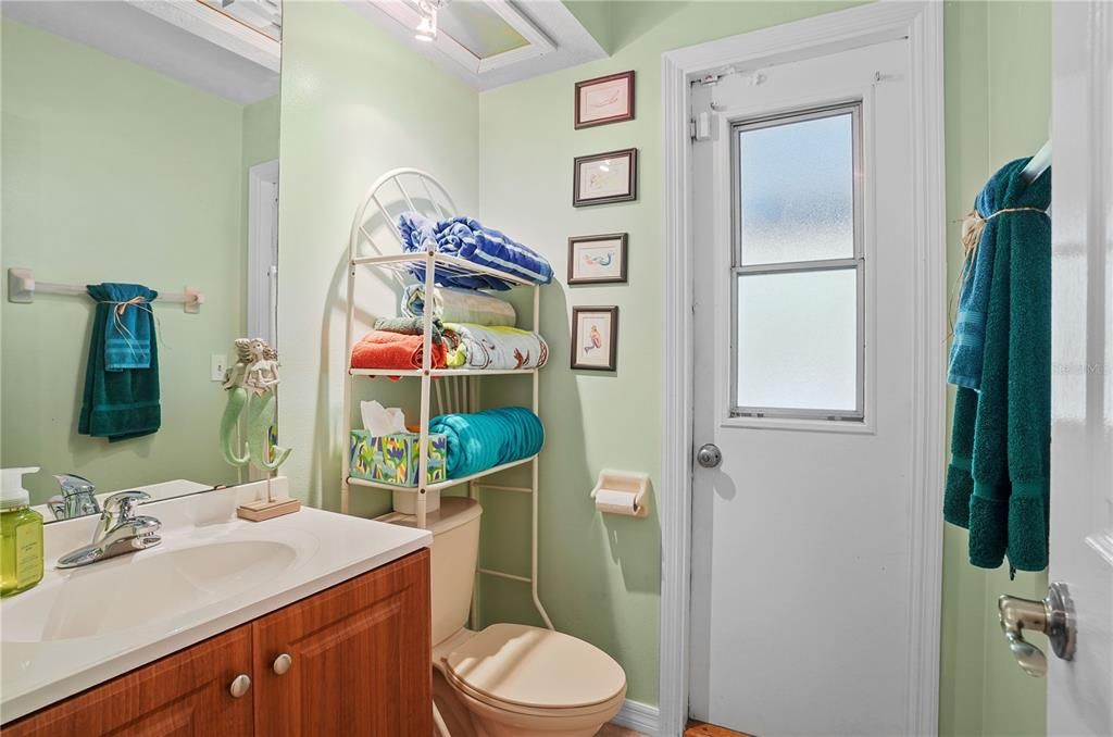 Active With Contract: $515,000 (4 beds, 2 baths, 2101 Square Feet)