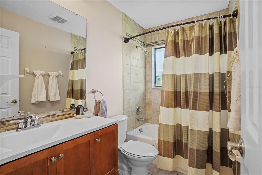 Active With Contract: $515,000 (4 beds, 2 baths, 2101 Square Feet)