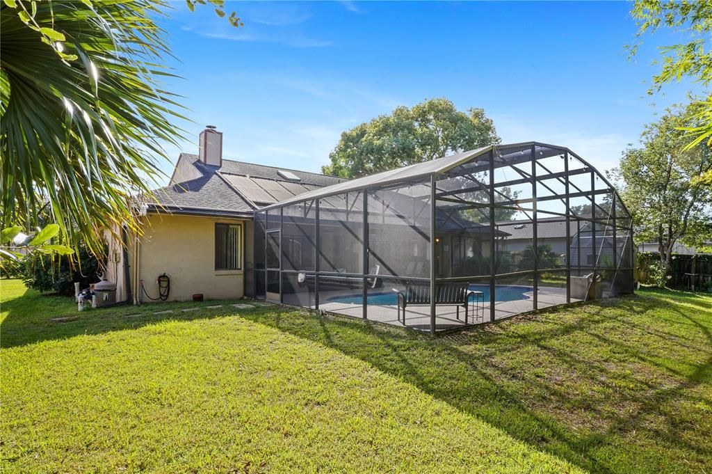 Active With Contract: $515,000 (4 beds, 2 baths, 2101 Square Feet)