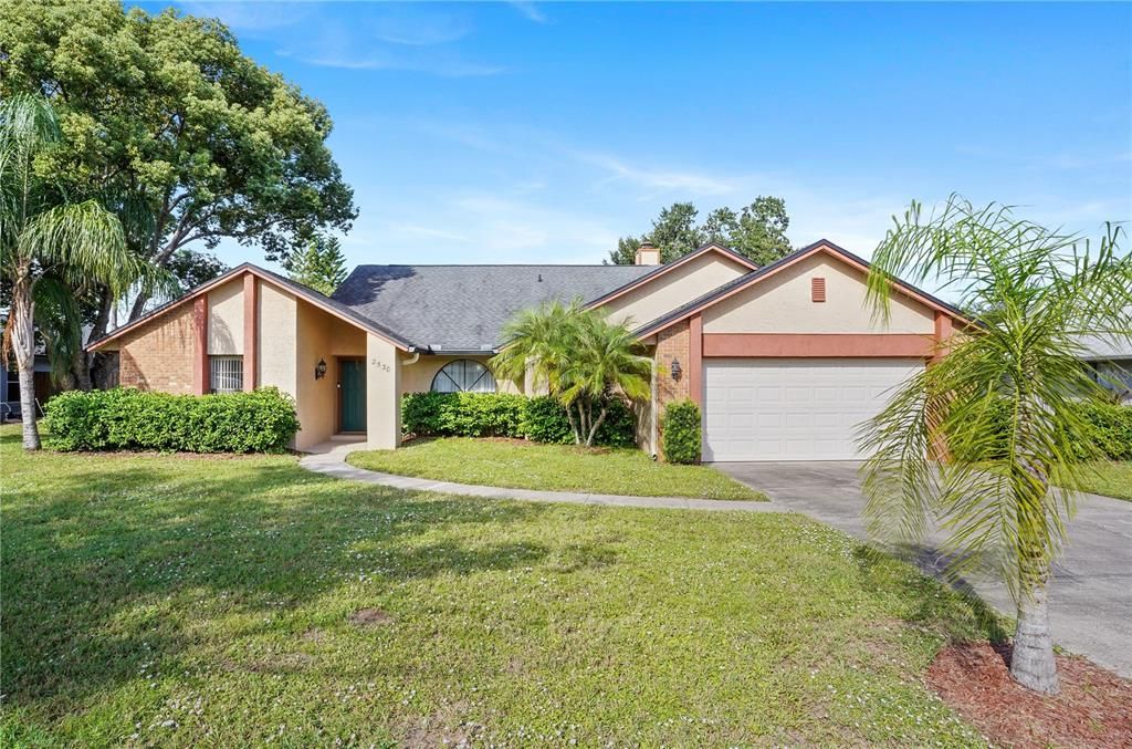 Active With Contract: $515,000 (4 beds, 2 baths, 2101 Square Feet)