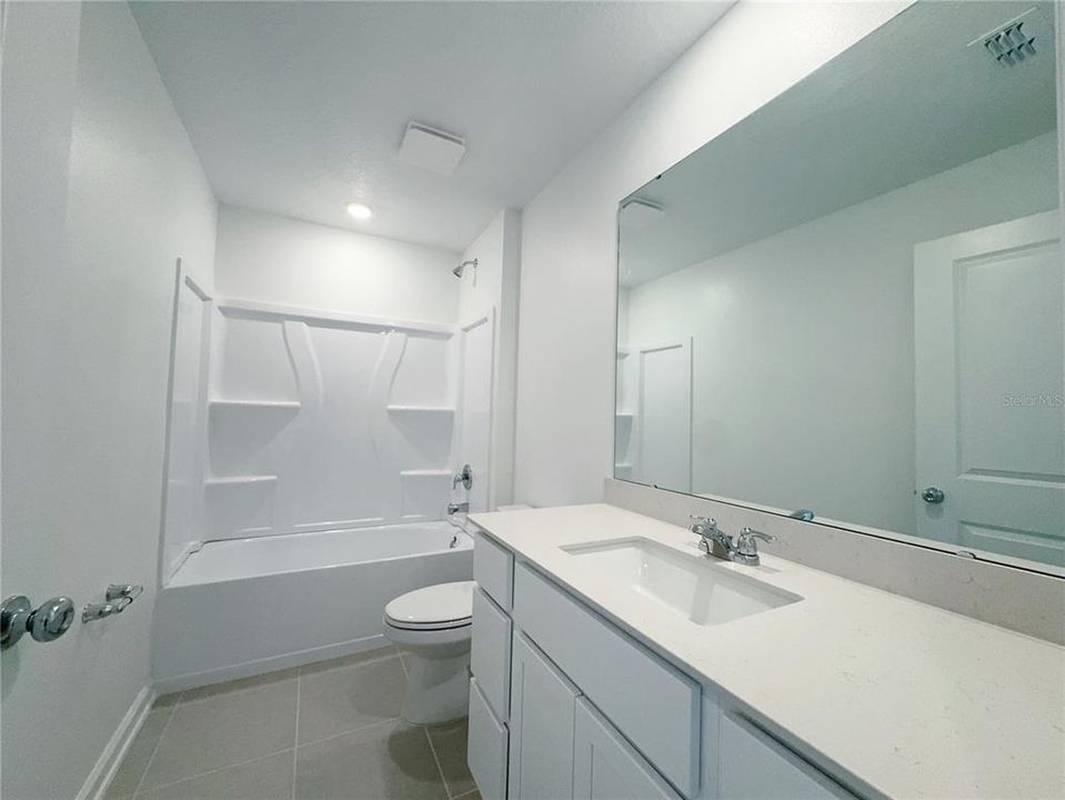 出租: $1,800 (4 贝兹, 2 浴室, 1824 平方英尺)