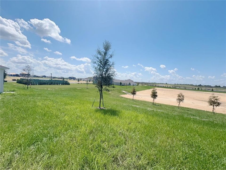 出租: $1,800 (4 贝兹, 2 浴室, 1824 平方英尺)