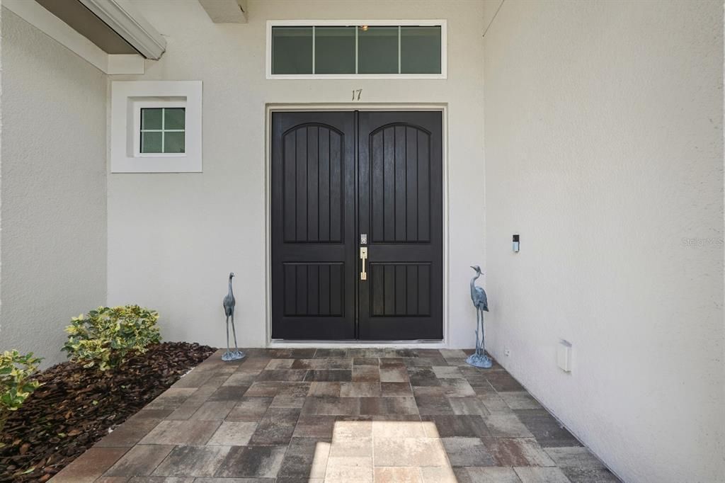 En Venta: $899,000 (4 camas, 3 baños, 2743 Pies cuadrados)