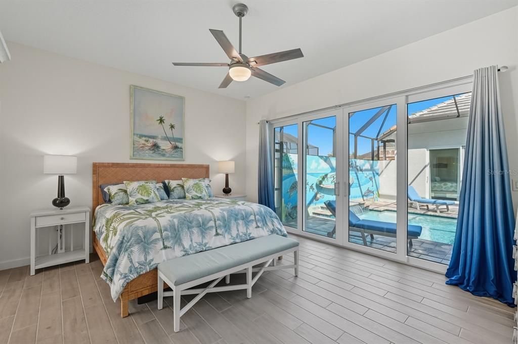 En Venta: $899,000 (4 camas, 3 baños, 2743 Pies cuadrados)