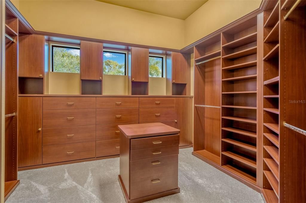 待售: $1,895,000 (4 贝兹, 4 浴室, 5581 平方英尺)