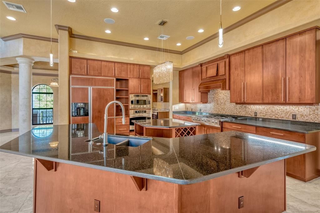 待售: $1,895,000 (4 贝兹, 4 浴室, 5581 平方英尺)