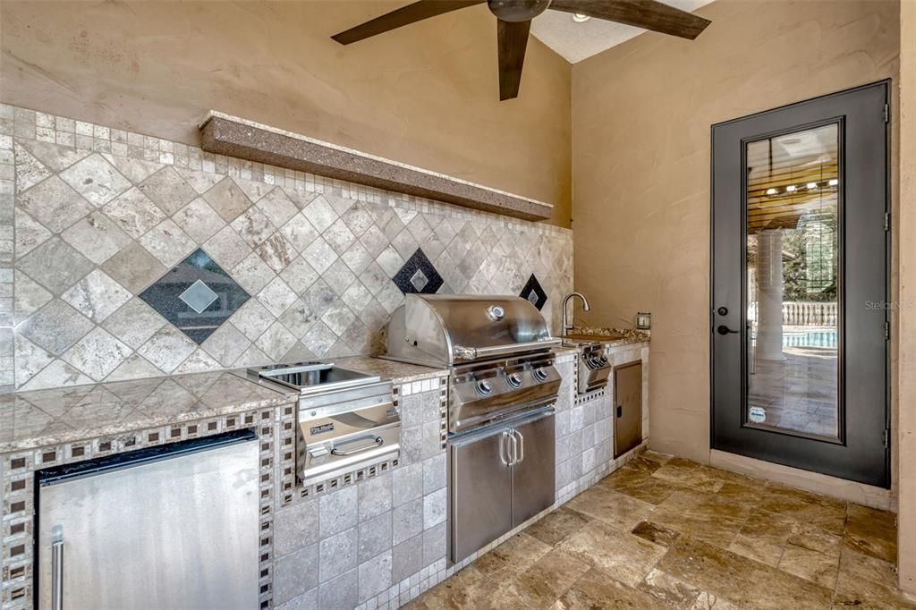 待售: $1,895,000 (4 贝兹, 4 浴室, 5581 平方英尺)