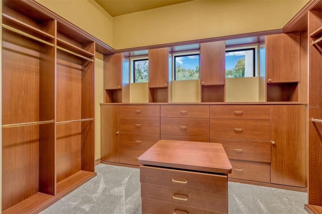 待售: $1,895,000 (4 贝兹, 4 浴室, 5581 平方英尺)